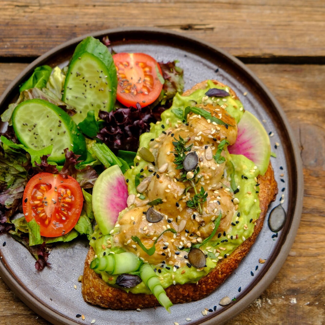 Avokado Mushroom Açık Toast