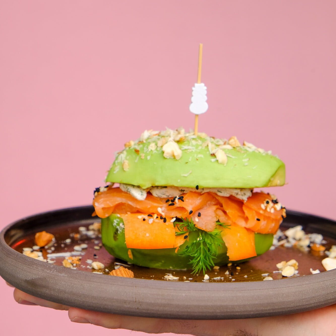 Avokado Salmon Heaven Burger